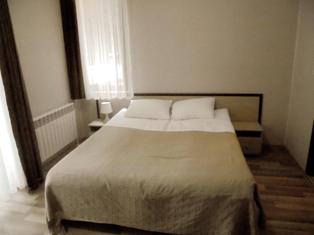 Ивелия Къща За Гости Dospat Quarto foto